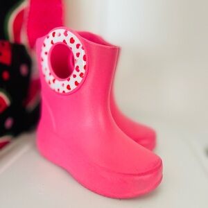 Okabashi Kendall Rain Boots, Pink Hearts size 7 toodler boots